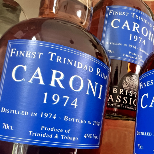Caroni 1974 - 46% vol/abv. - Rare Premium Rum